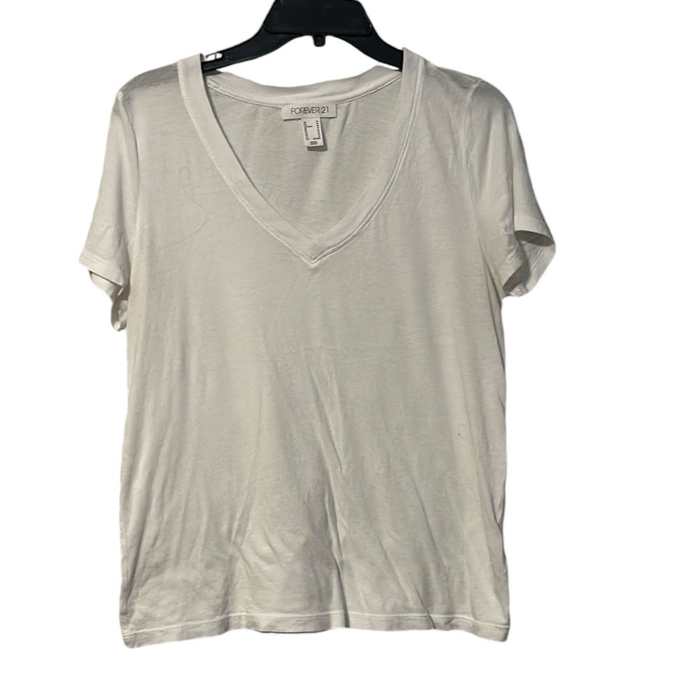 Forever 21 white t-shirt